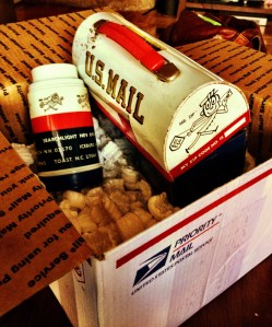 Lunch box/music maker